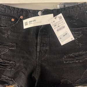 NWT- Zara shorts